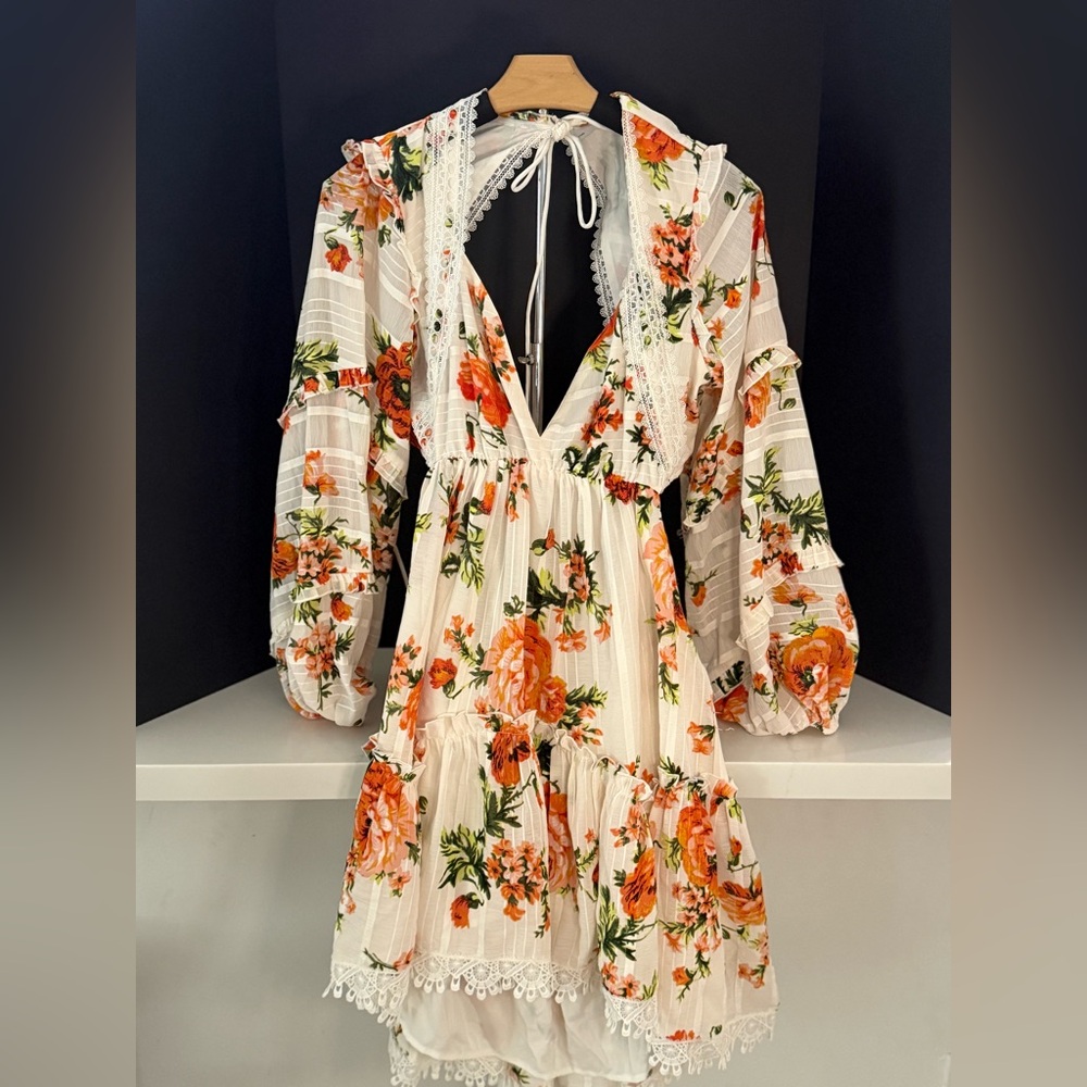 ASOS DESIGN lace insert tiered mini dress with trim in floral print - Picture 5 of 6